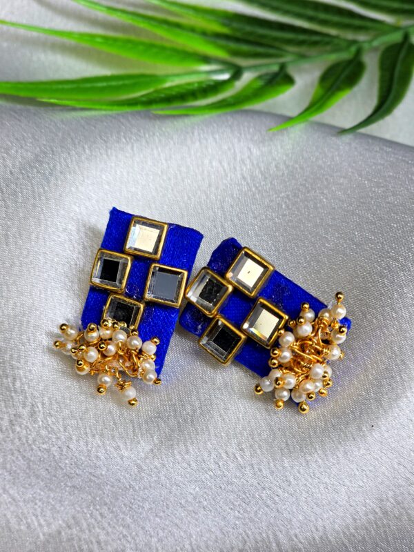 Earrings3