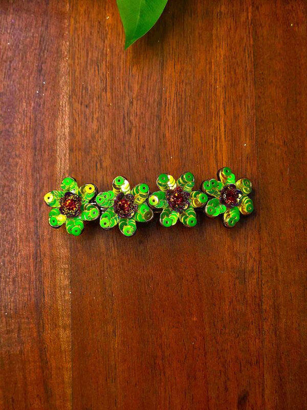 Green Flower Hair Clip – Elegant Hair Accessory for Women Green flower hair clip for girls and women