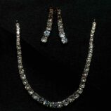 Long earring pattern jewellery set with intricate design