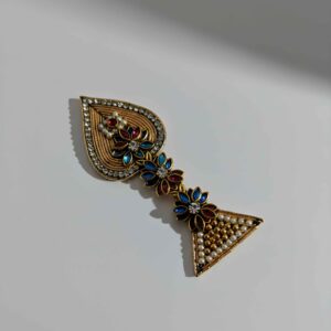Vel pin Brooch